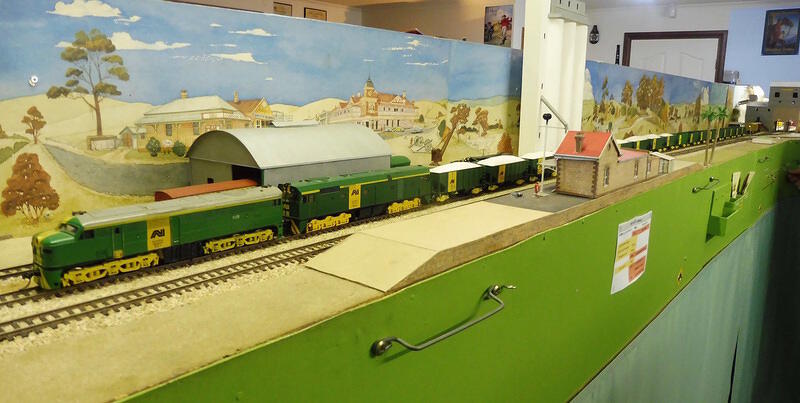 Shunting the Stonie at Emu Flat 