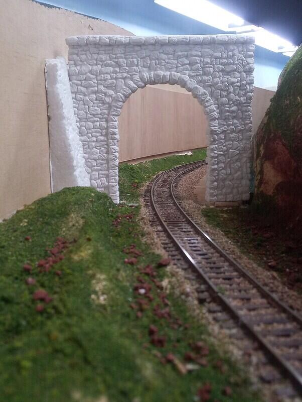 Tunnel mouth fitted 02