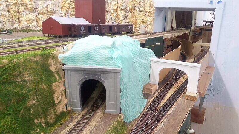 Tunnel sides fitted 01