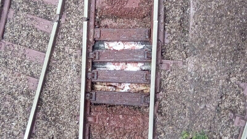 Magnetic uncouplers-new painted 01