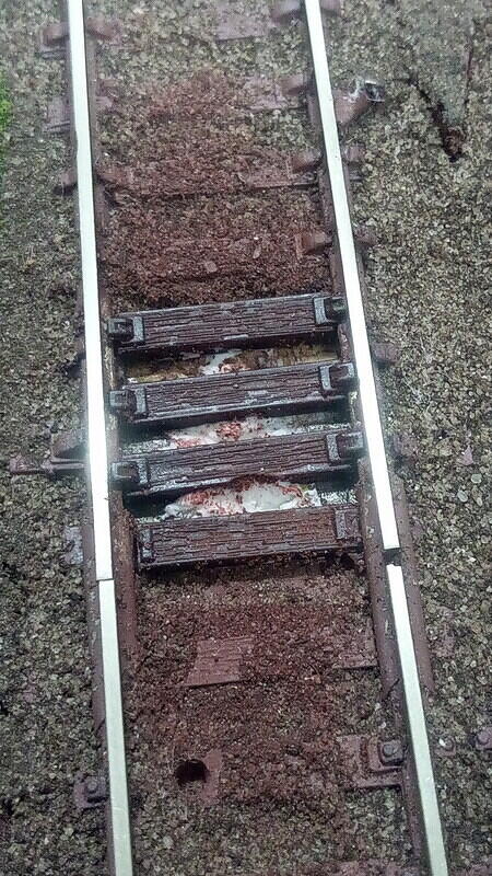 Magnetic uncouplers-new sleeper 04