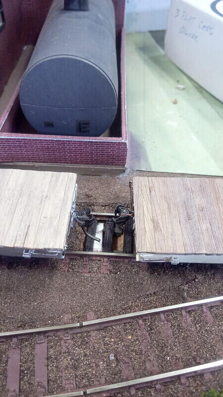 Magnetic uncouplers-operation 02