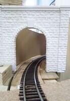 Port entrance driver view 01