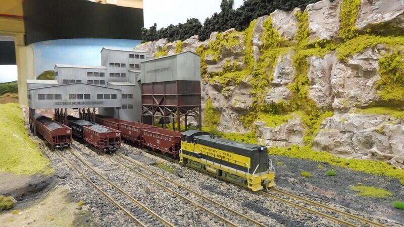 Club owned switcher at Redman Mining