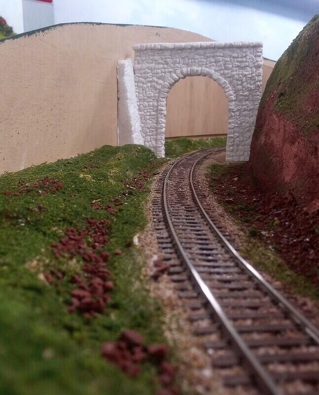 Tunnel mouth fitted 01