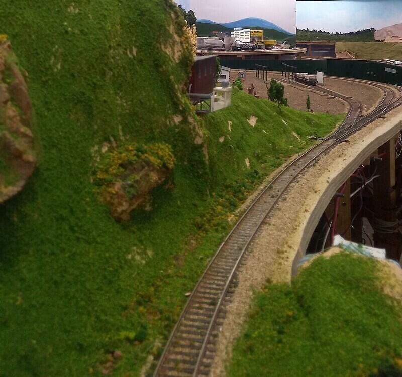 Running East through the cutting 09