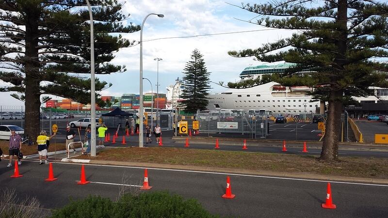 !2th Feb Port cruise ship activities