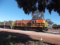 850 & 843 at Kimba